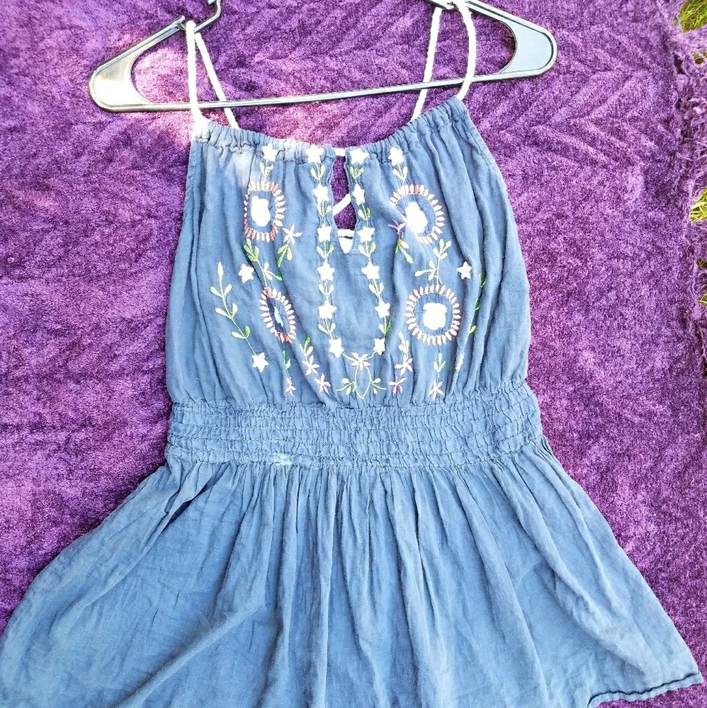Key hole tank top